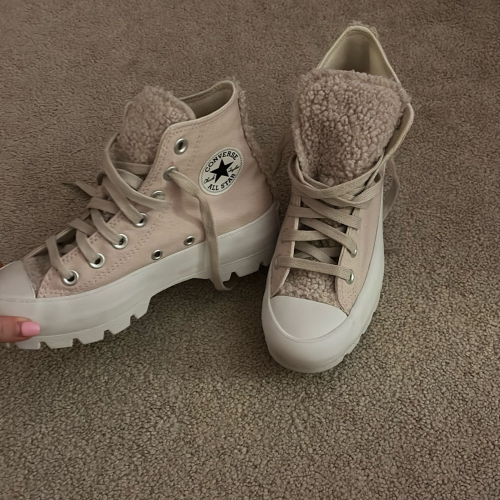 NWOT Pink Sherpa converse high top sneakers